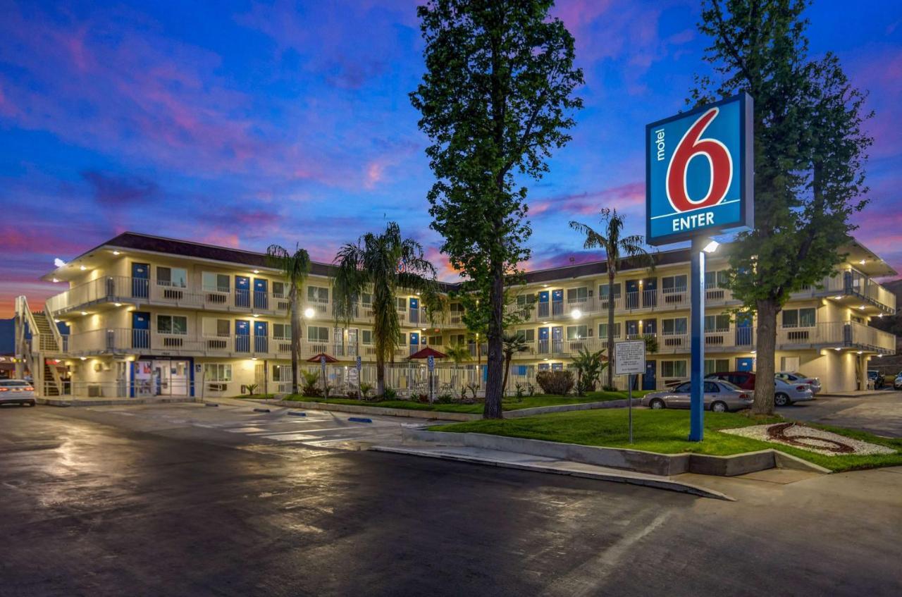 Motel 6-San Bernardino, Ca - North Serrano Village Exteriör bild